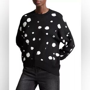 Ted Baker SSASKIA Knitted Jacquard Curved Hem Black & White Polka Dot Sweater 1